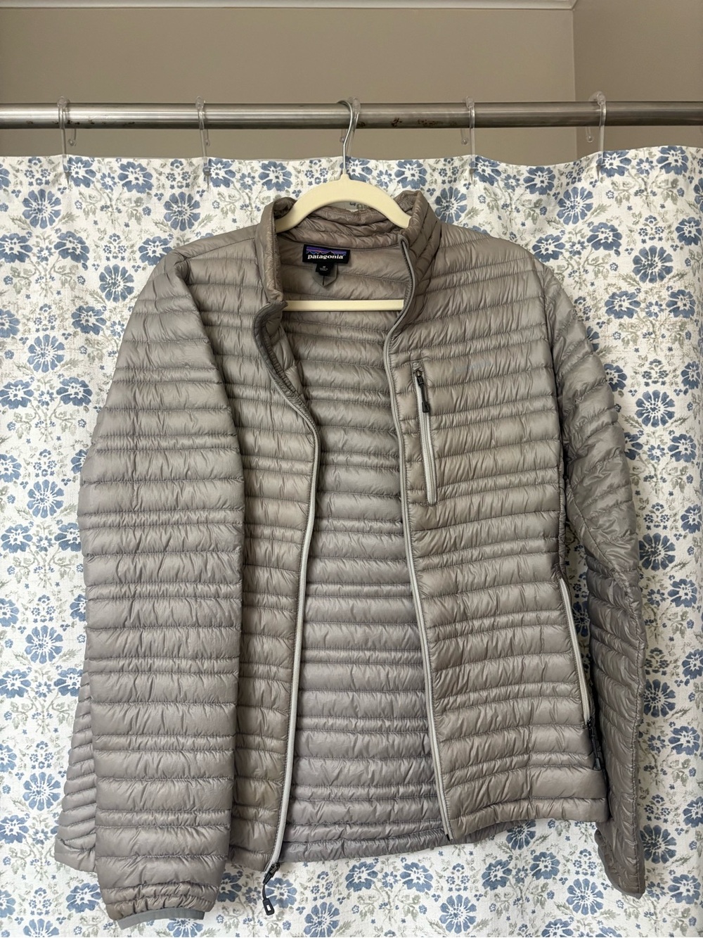 Patagonia Women's Quilted Lightweight Puffer Jacket - Taupe/Stone